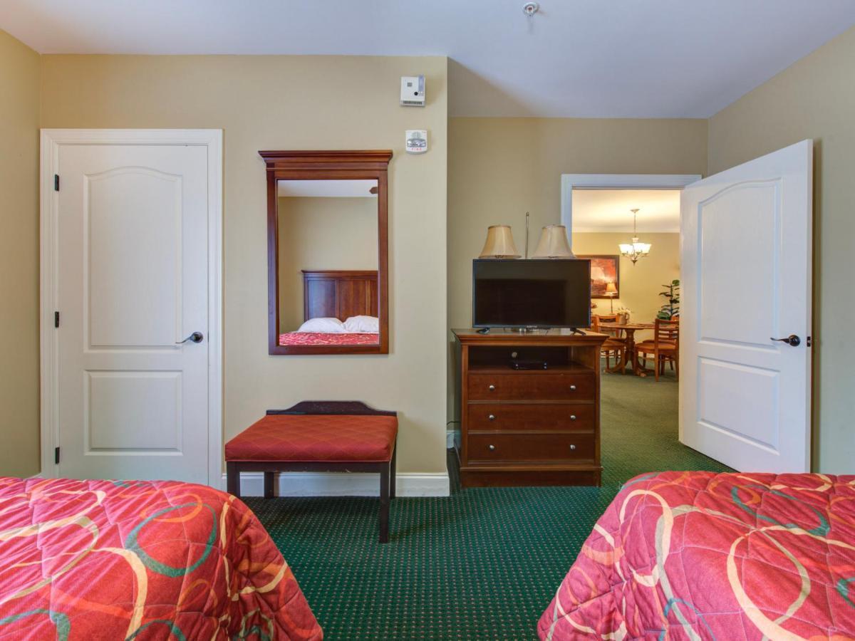 City Bear, 2Br, Pool, Spa, Downtown Gatlinburg, Sleeps 6 Lägenhet Exteriör bild